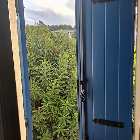 Apartamento 50 M2 -t3-moderne-climatisé-2 Chambres-très Grande Terrasse De 35 M2 Avec Bbq-vue Magnifique Et Dégagée